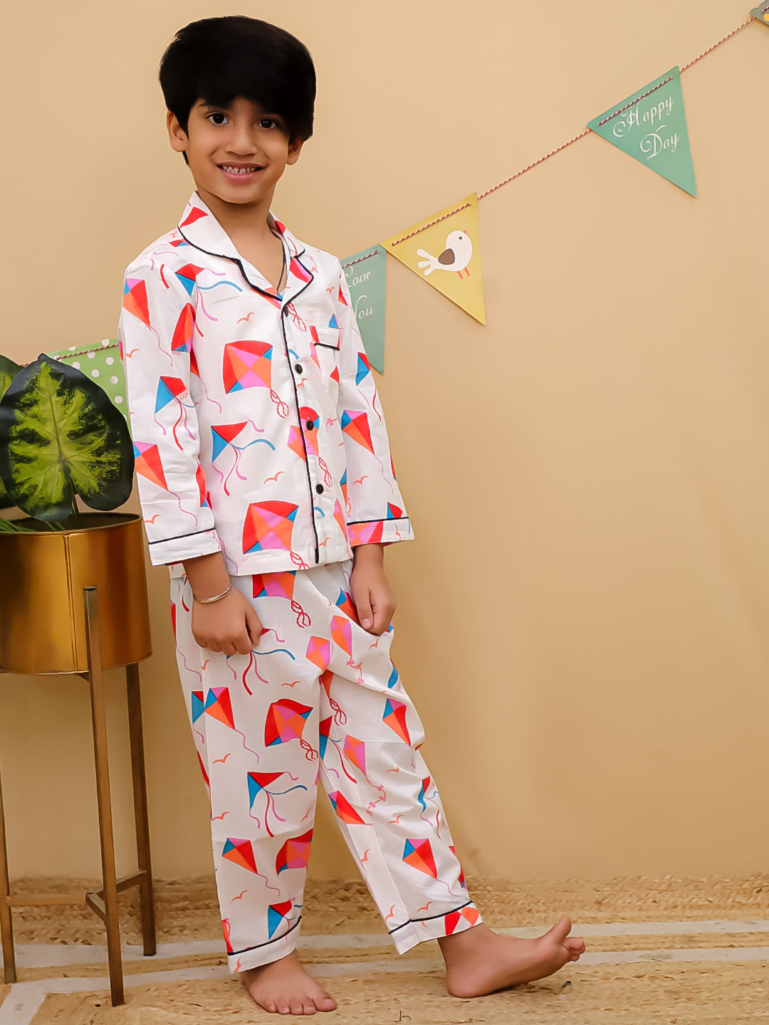 Boys White Kite Print Cotton Night Suit Set _ Unbind