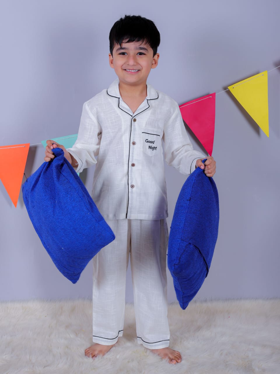 Unbind Classic White Night Suit – Good Night Edition