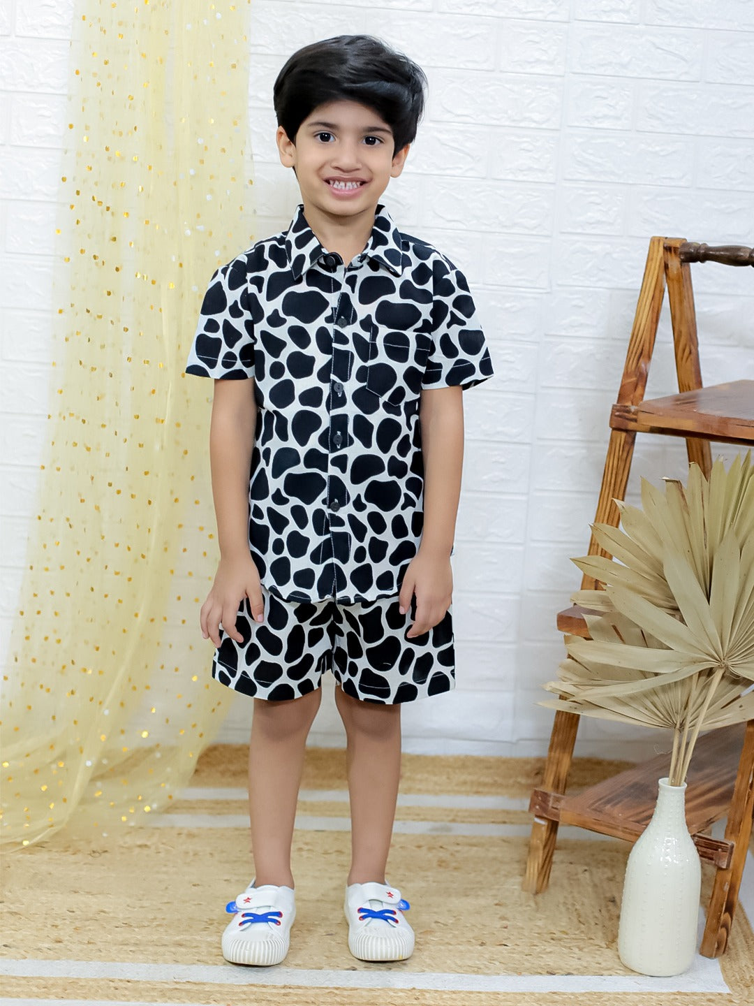 Unbind Boys Black & White Giraffe Print Co-Ord Set